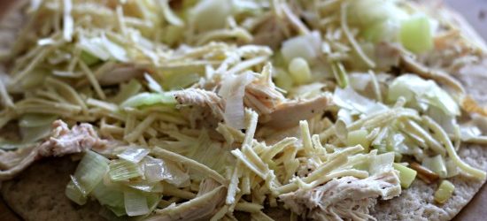 Rotisserie Chicken & Leek Homemade Pizza Rotisserie Chicken & Leek Homemade Pizza #glutenfree